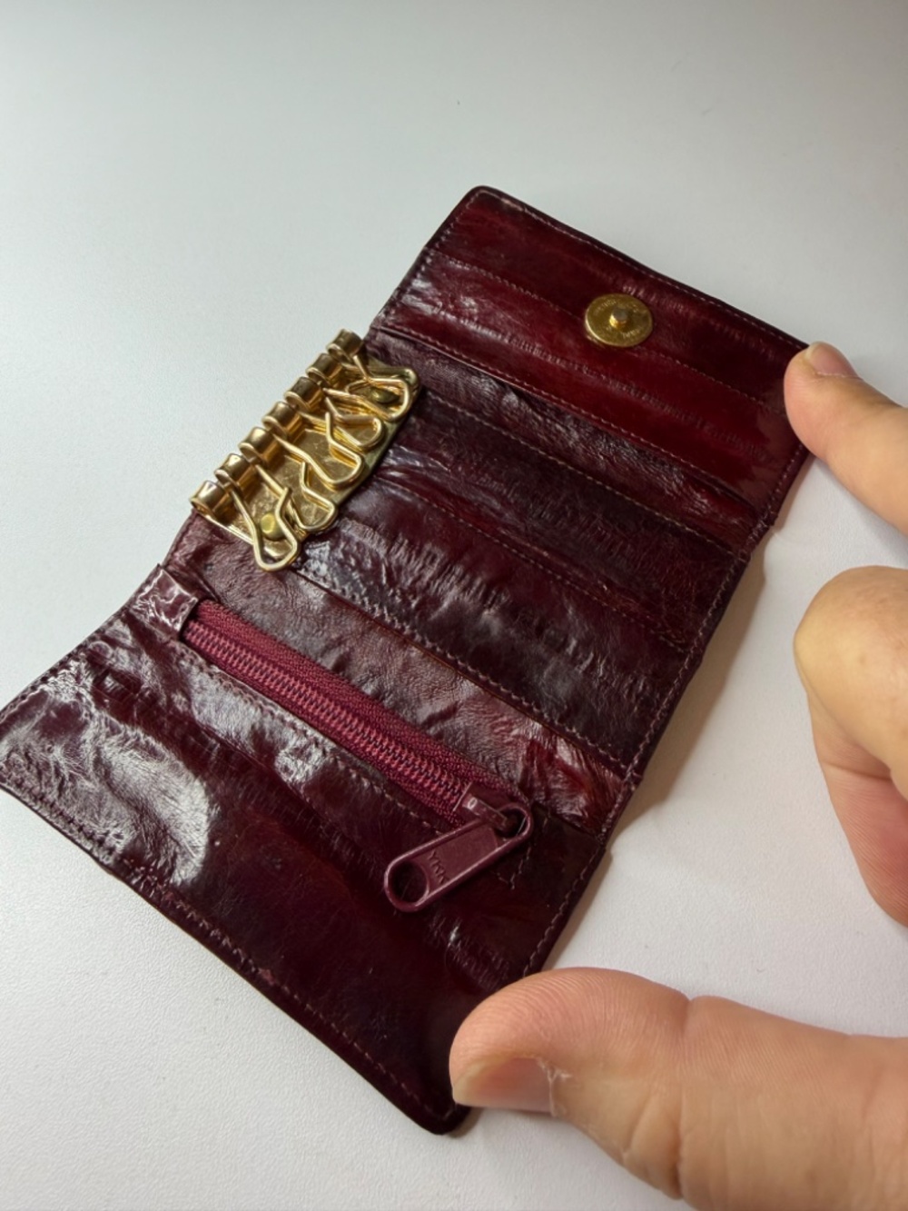 Vintage Burgundy Red Genuine Eel Skin Leather Key Wallet w/ Zip Pouch - Picture 5 of 14